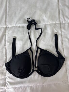 SHEIN Black Halter-Style Underwire Bikini Top